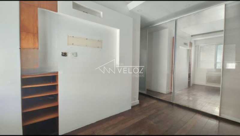 Apartamento à venda com 4 quartos, 196m² - Foto 17