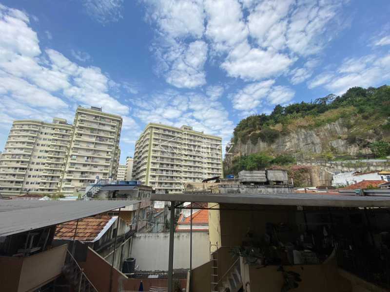 Apartamento à venda com 2 quartos, 61m² - Foto 21