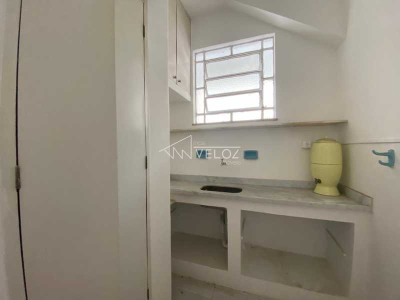 Apartamento à venda com 2 quartos, 61m² - Foto 14