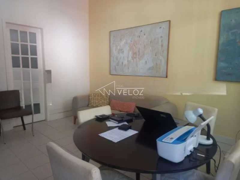 Apartamento à venda com 2 quartos, 68m² - Foto 7