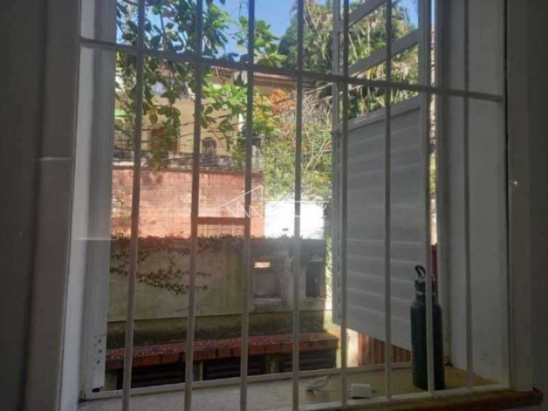 Apartamento à venda com 2 quartos, 68m² - Foto 12