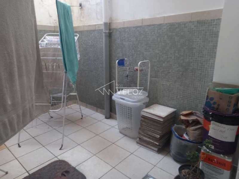 Apartamento à venda com 2 quartos, 68m² - Foto 20