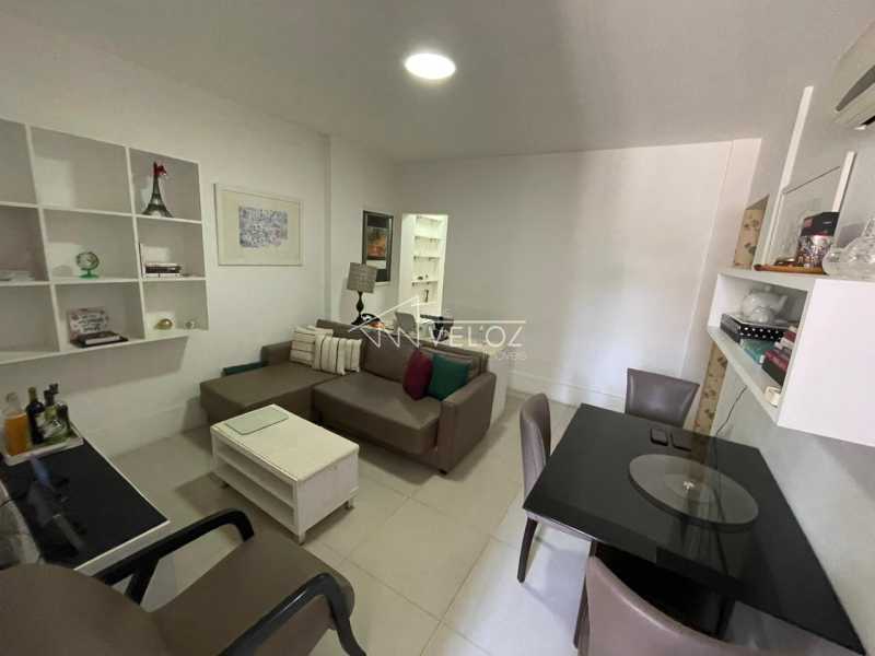 Apartamento à venda com 2 quartos, 63m² - Foto 3