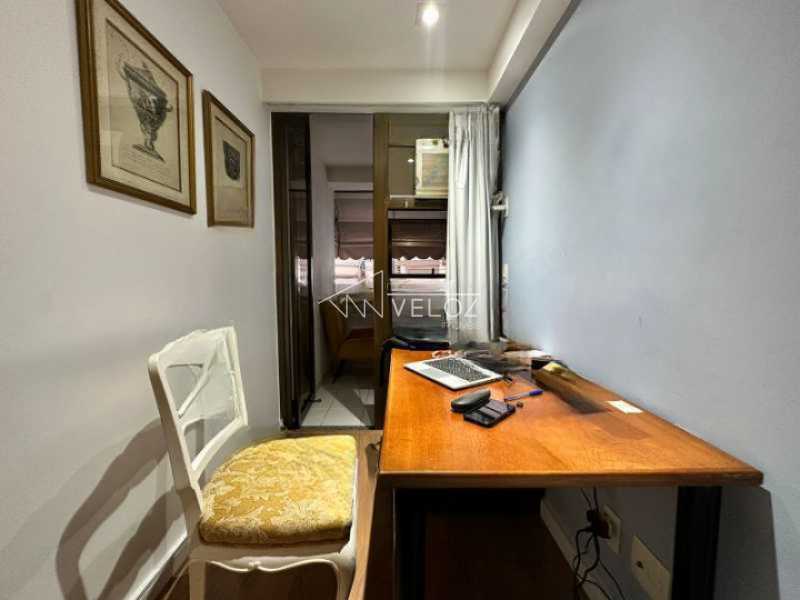 Apartamento à venda com 2 quartos, 70m² - Foto 8