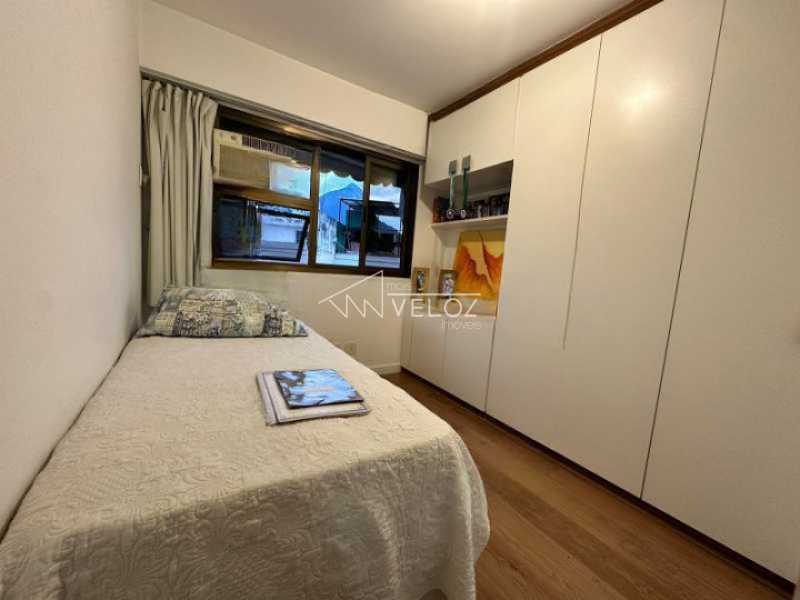 Apartamento à venda com 2 quartos, 70m² - Foto 17