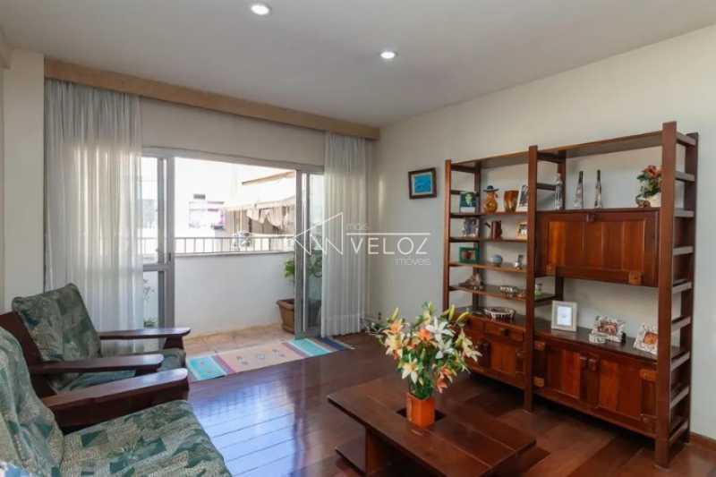 Apartamento à venda com 2 quartos, 104m² - Foto 19