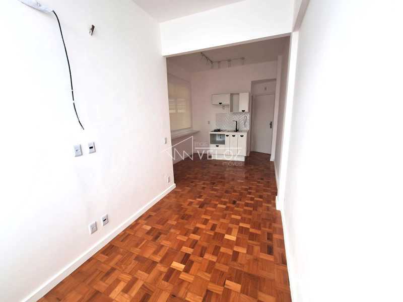 Apartamento à venda com 1 quarto, 46m² - Foto 2