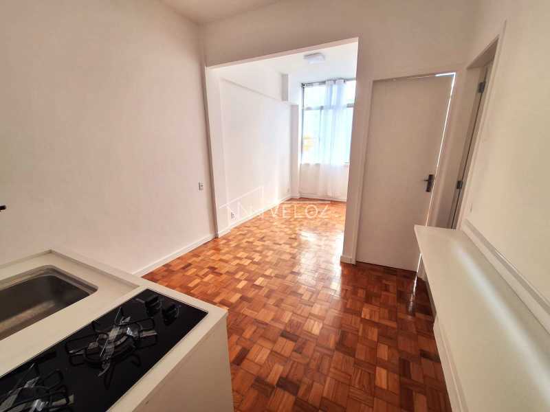 Apartamento à venda com 1 quarto, 46m² - Foto 1