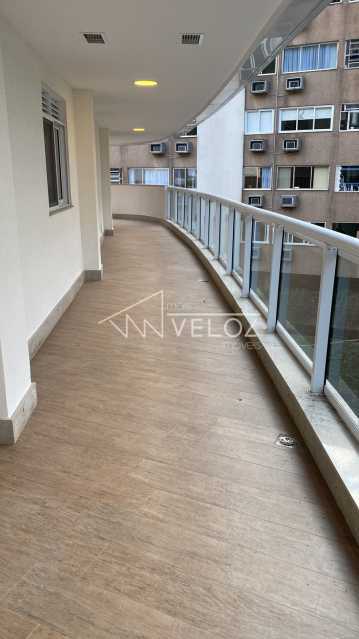 Apartamento à venda com 4 quartos, 179m² - Foto 1