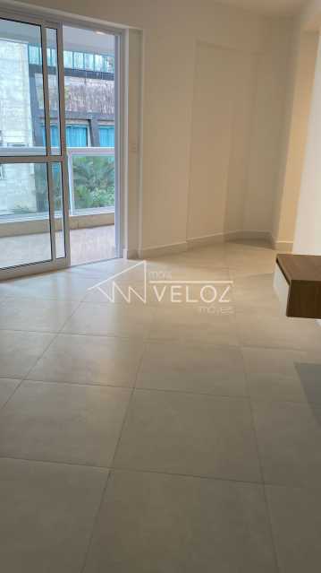 Apartamento à venda com 4 quartos, 179m² - Foto 2