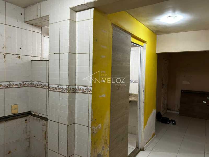 Apartamento à venda com 3 quartos, 42m² - Foto 15