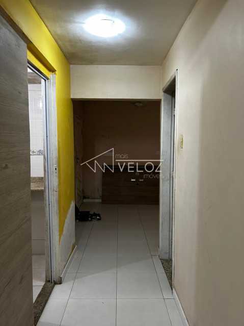 Apartamento à venda com 3 quartos, 42m² - Foto 18