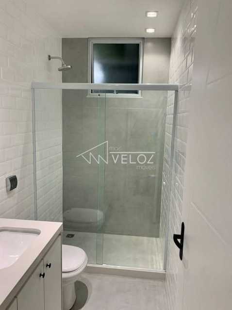 Apartamento à venda com 2 quartos, 70m² - Foto 10