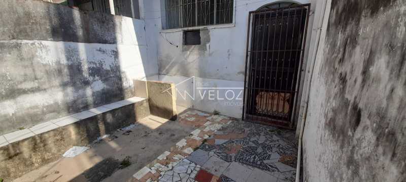 Casa de Vila à venda com 2 quartos, 32m² - Foto 1