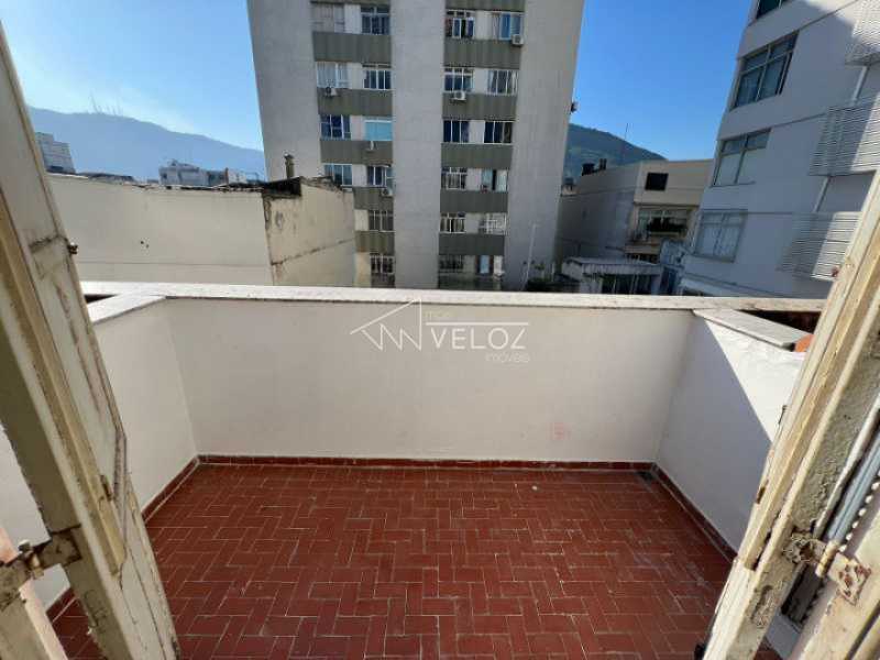 Cobertura à venda com 3 quartos, 300m² - Foto 3