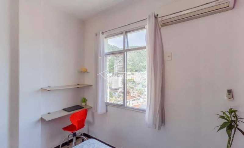 Apartamento à venda com 3 quartos, 86m² - Foto 4