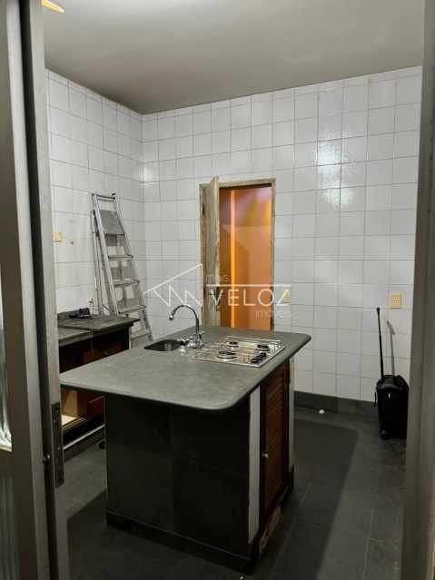 Apartamento à venda com 4 quartos, 170m² - Foto 10