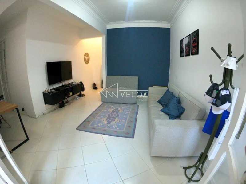 Apartamento à venda com 2 quartos, 58m² - Foto 2