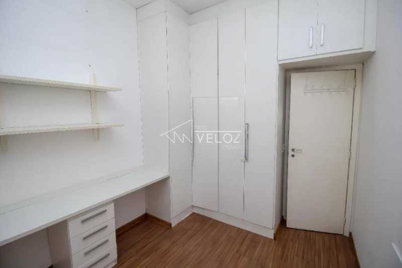 Apartamento à venda com 2 quartos, 75m² - Foto 4