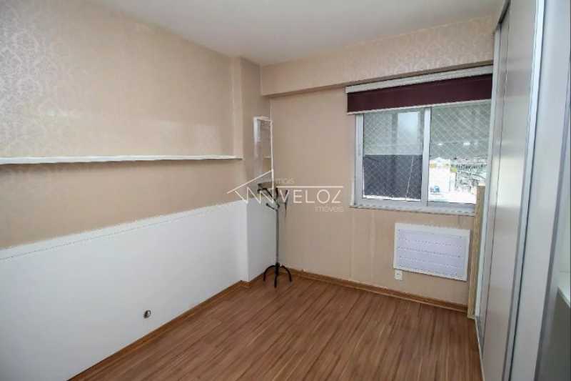 Apartamento à venda com 2 quartos, 75m² - Foto 9