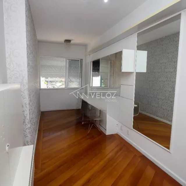 Apartamento à venda com 2 quartos, 75m² - Foto 1