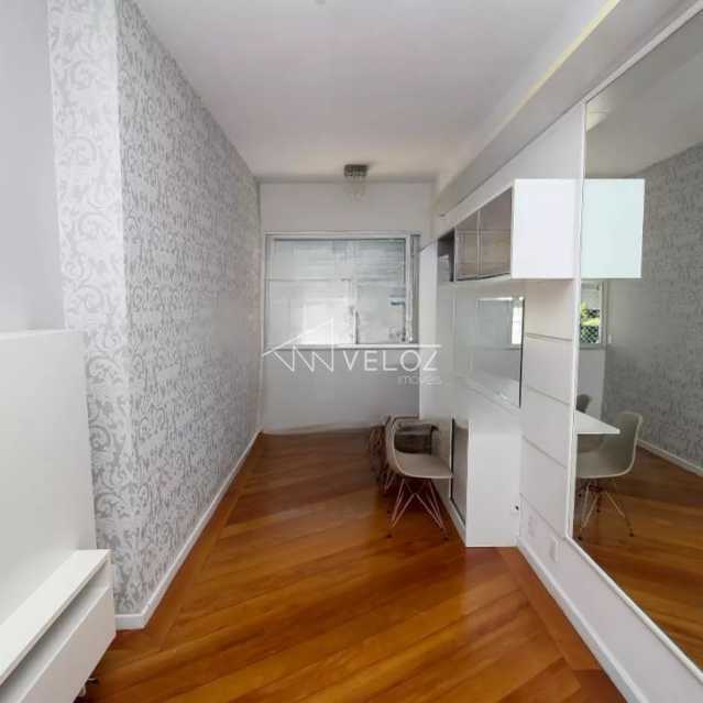 Apartamento à venda com 2 quartos, 75m² - Foto 24