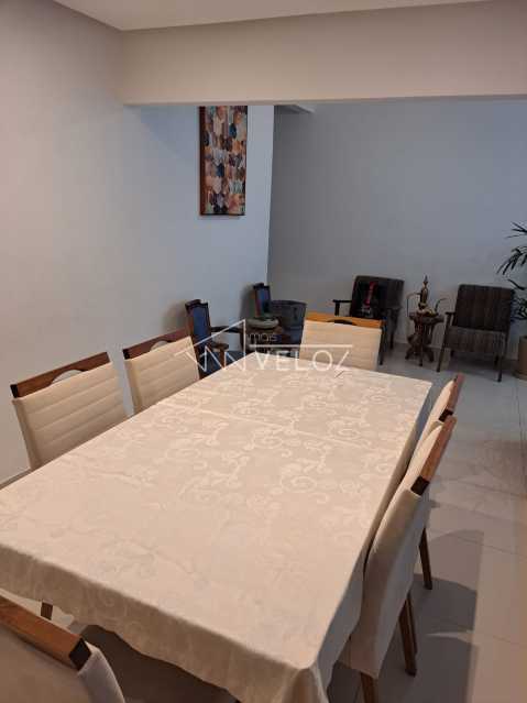 Apartamento à venda com 3 quartos, 103m² - Foto 2