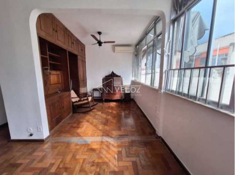 Apartamento à venda com 3 quartos, 152m² - Foto 2