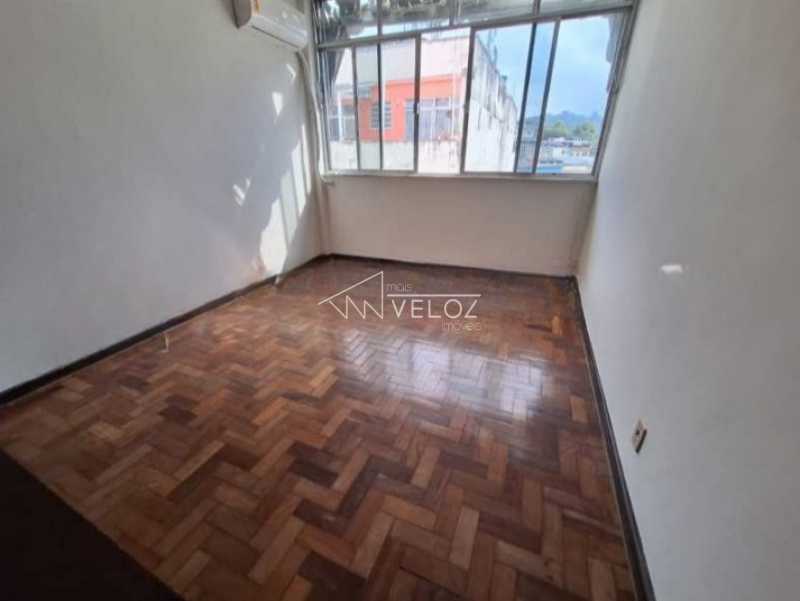 Apartamento à venda com 3 quartos, 152m² - Foto 4