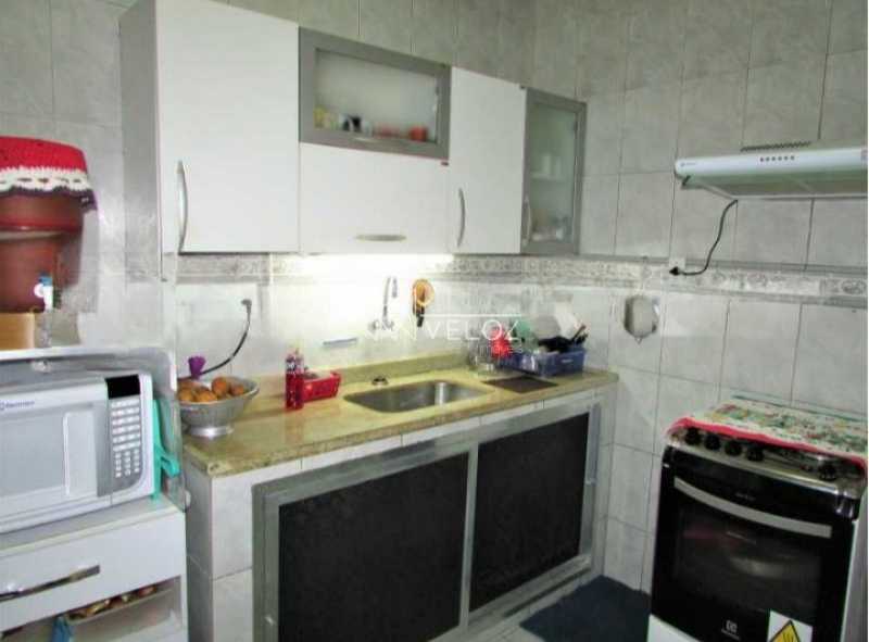 Apartamento à venda com 2 quartos, 150m² - Foto 17