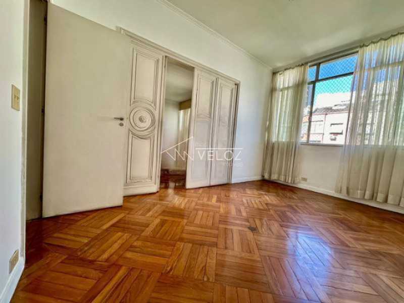 Apartamento à venda com 4 quartos, 180m² - Foto 8