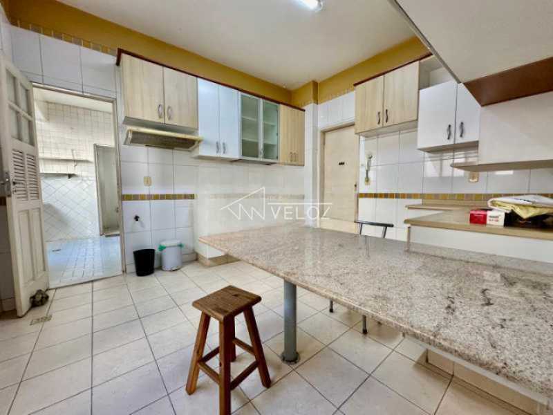 Apartamento à venda com 4 quartos, 180m² - Foto 10