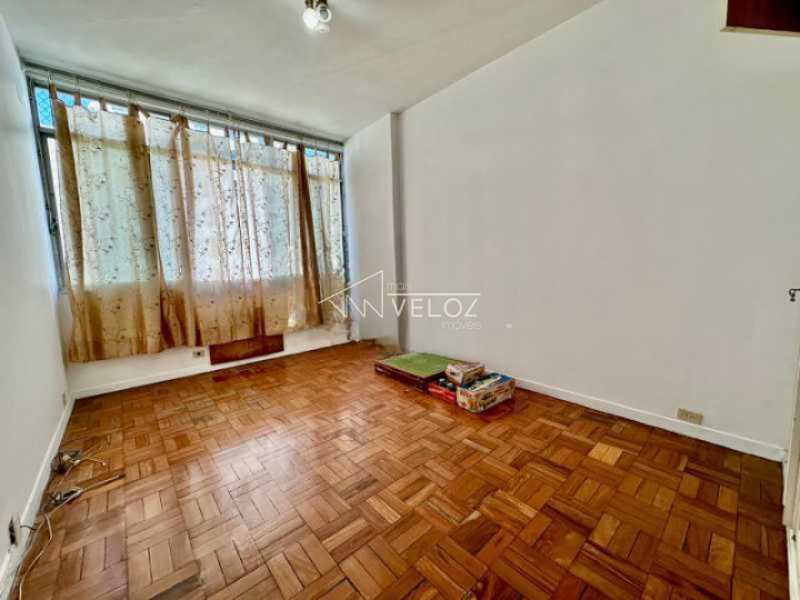 Apartamento à venda com 4 quartos, 180m² - Foto 13