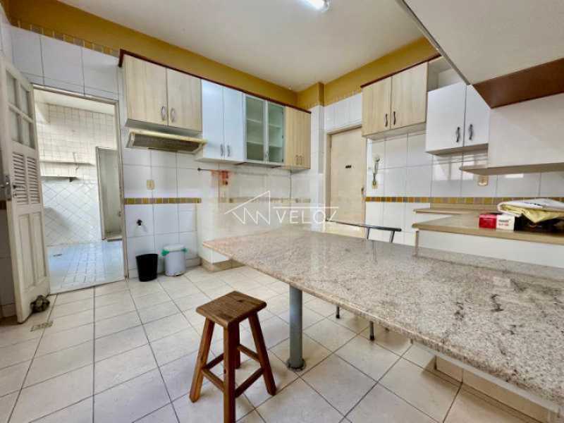 Apartamento à venda com 4 quartos, 180m² - Foto 18