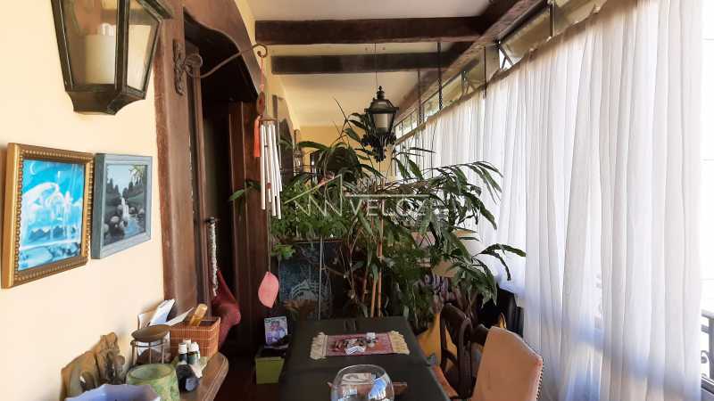 Apartamento à venda com 4 quartos, 221m² - Foto 21