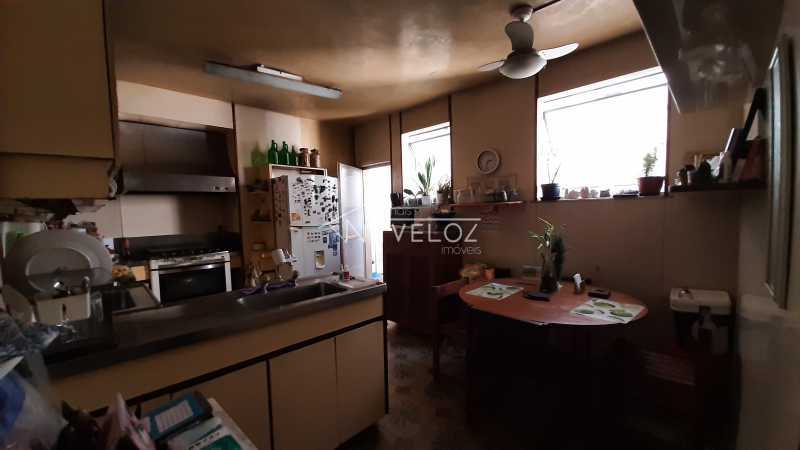 Apartamento à venda com 4 quartos, 221m² - Foto 36