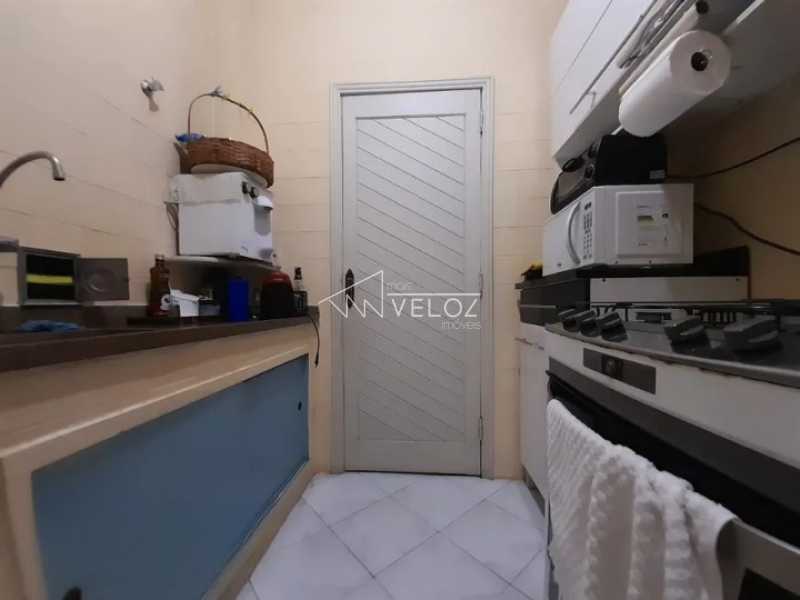 Apartamento à venda com 2 quartos, 72m² - Foto 14