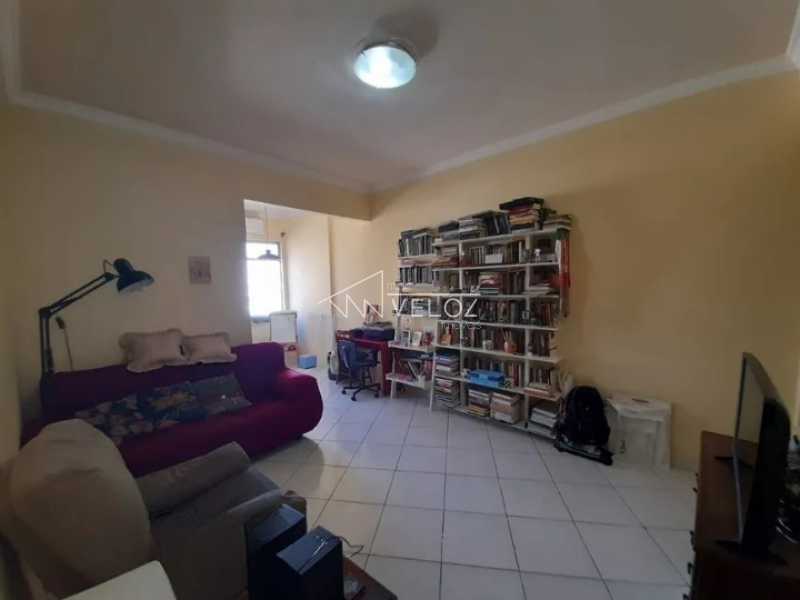 Apartamento à venda com 2 quartos, 72m² - Foto 3