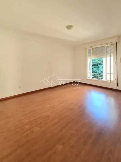 Apartamento à venda com 3 quartos, 160m² - Foto 20