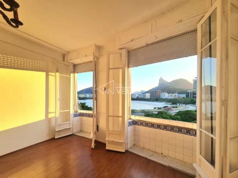 Apartamento à venda com 3 quartos, 160m² - Foto 1