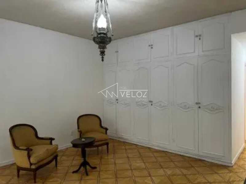 Apartamento à venda com 4 quartos, 237m² - Foto 7