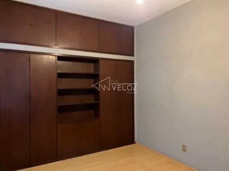 Apartamento à venda com 4 quartos, 237m² - Foto 9