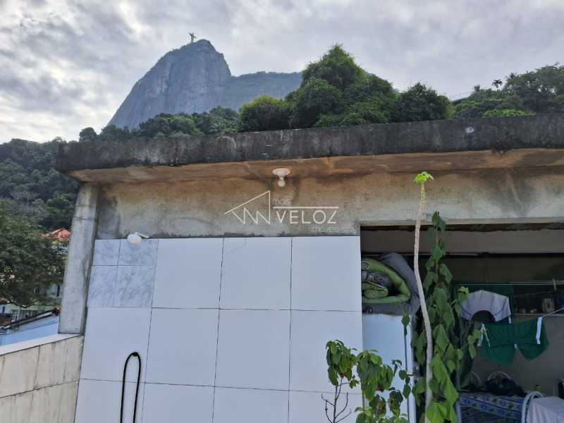 Casa de Vila à venda com 4 quartos, 293m² - Foto 1