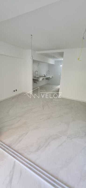 Apartamento à venda com 1 quarto, 55m² - Foto 5