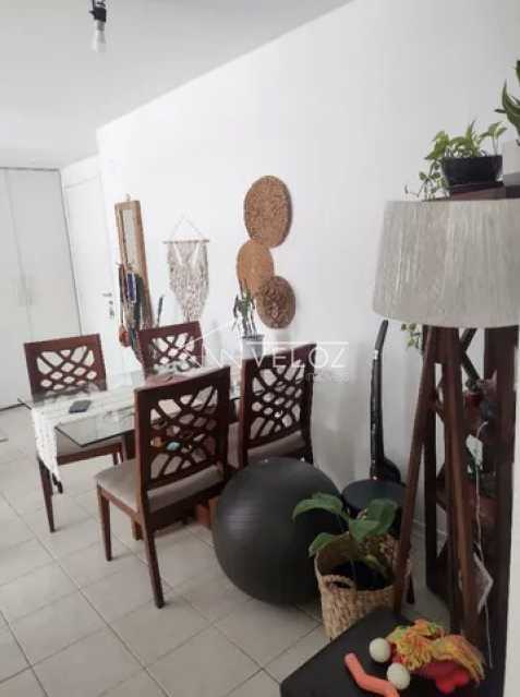 Apartamento à venda com 2 quartos, 60m² - Foto 10