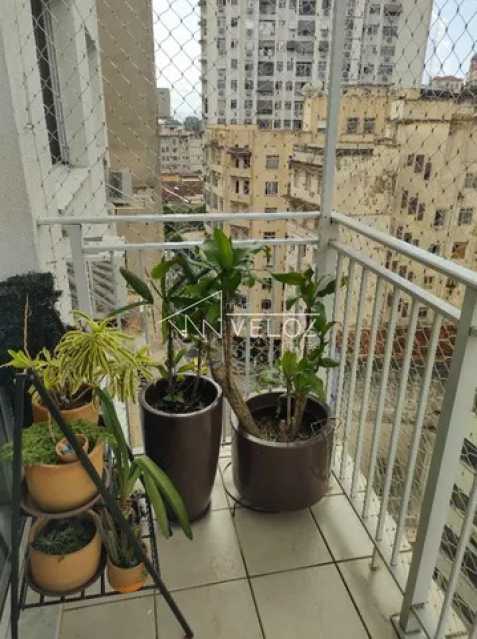 Apartamento à venda com 2 quartos, 60m² - Foto 13