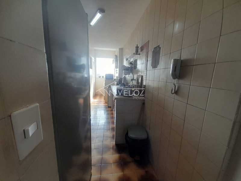 Apartamento à venda com 2 quartos, 70m² - Foto 10