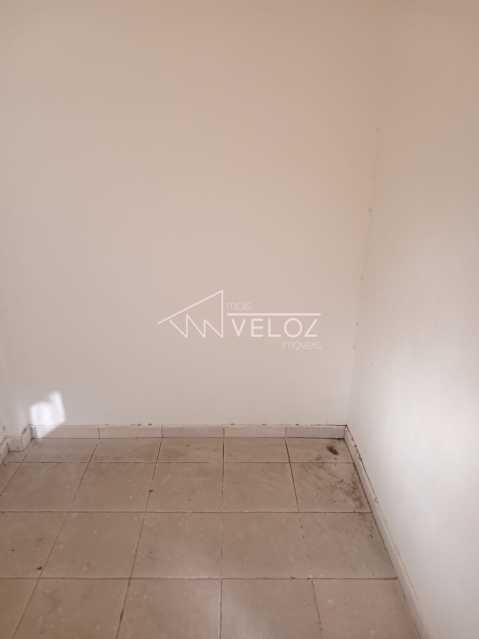 Apartamento à venda com 2 quartos, 70m² - Foto 15