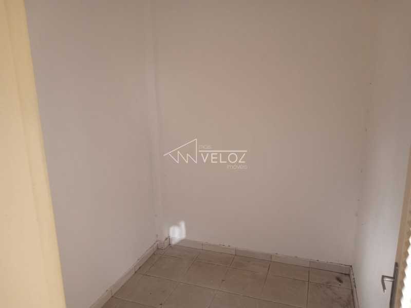 Apartamento à venda com 2 quartos, 70m² - Foto 14