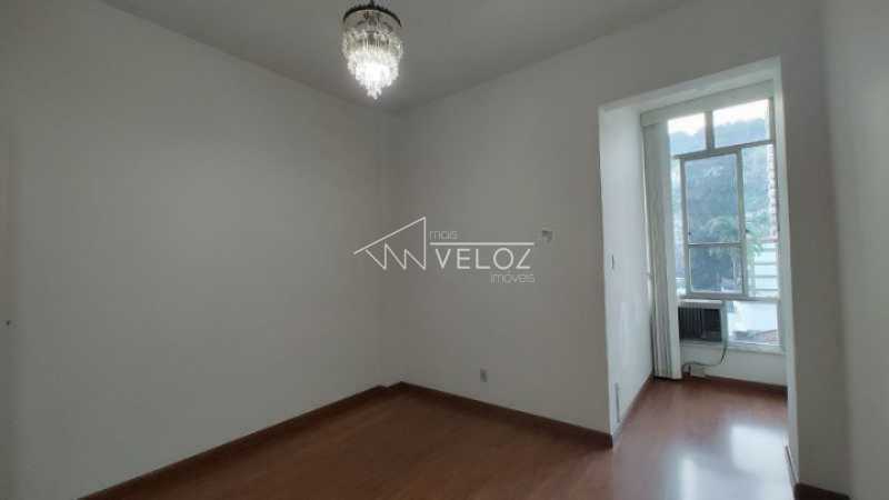 Apartamento à venda com 2 quartos, 75m² - Foto 11